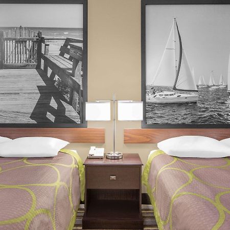 Motel Super 8 By Wyndham Bay St. Louis Esterno foto