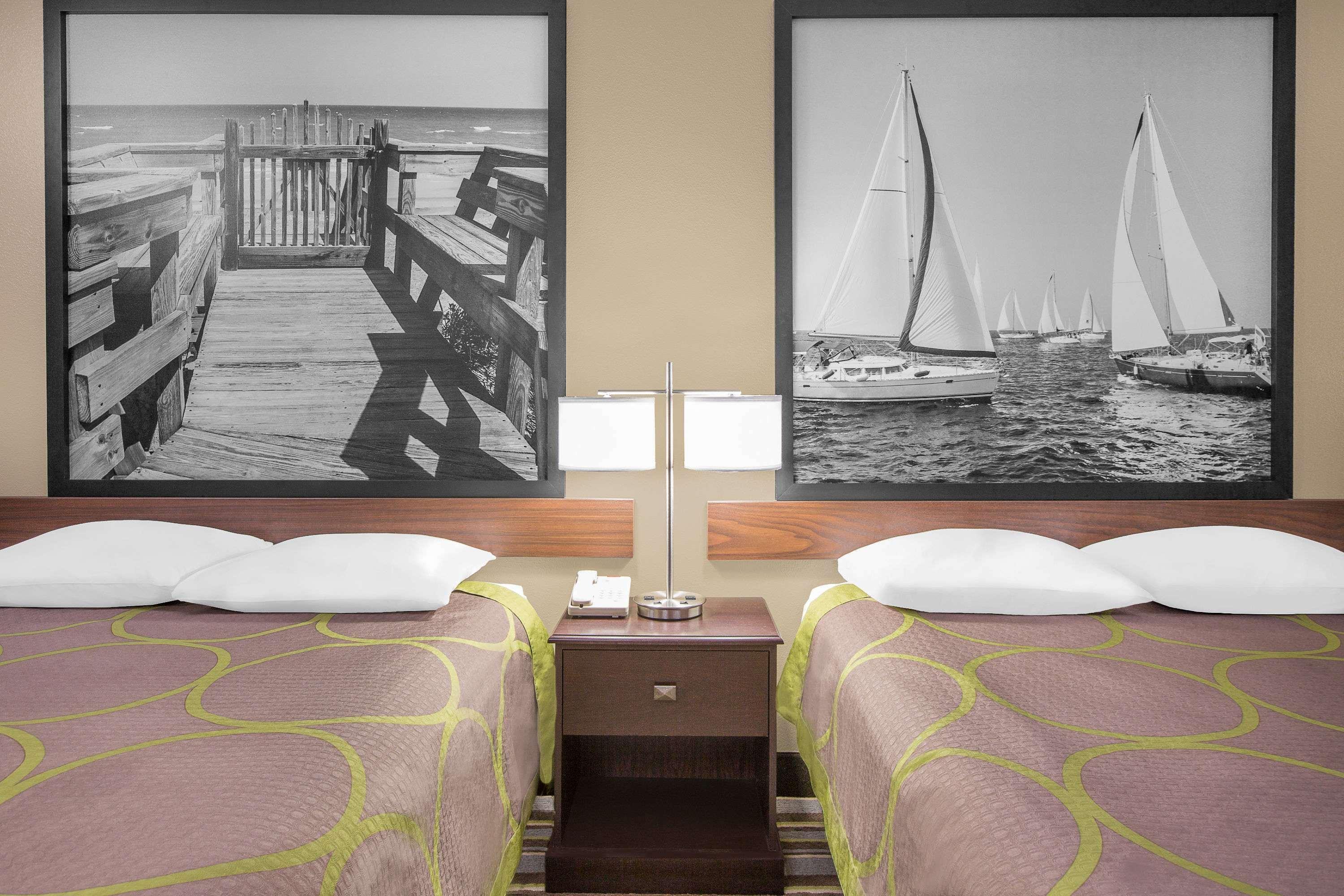 Motel Super 8 By Wyndham Bay St. Louis Esterno foto